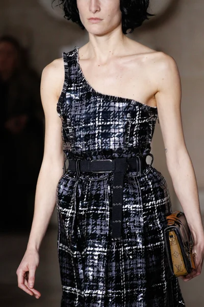 Look 47